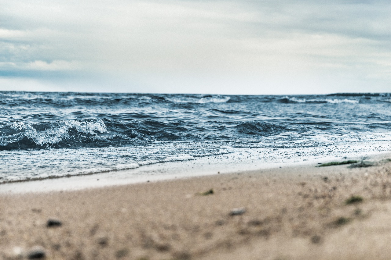 Have Fun in the Sun: DIY Wooden Beach Chairs